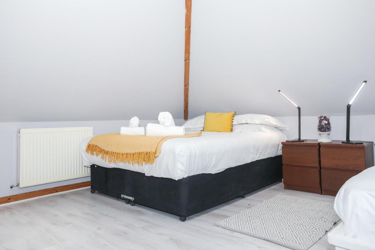 Beautiful 4 Bedroom - Free Parking Hébergement de vacances Édimbourg